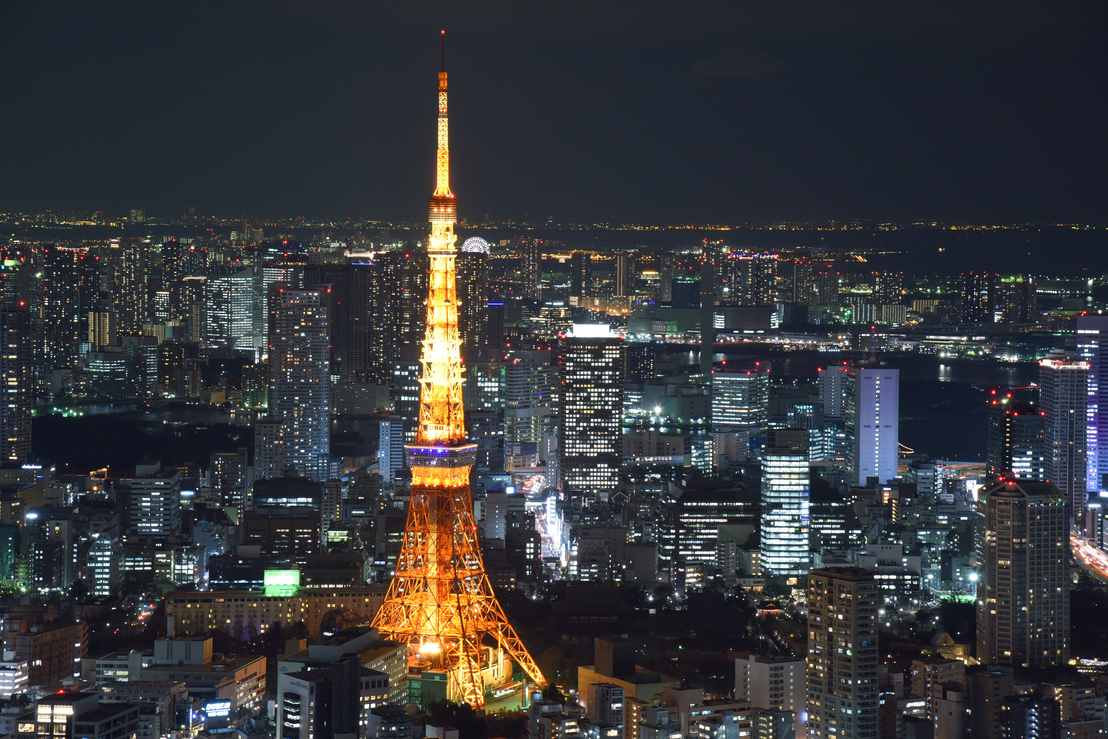 tokyo tower at night